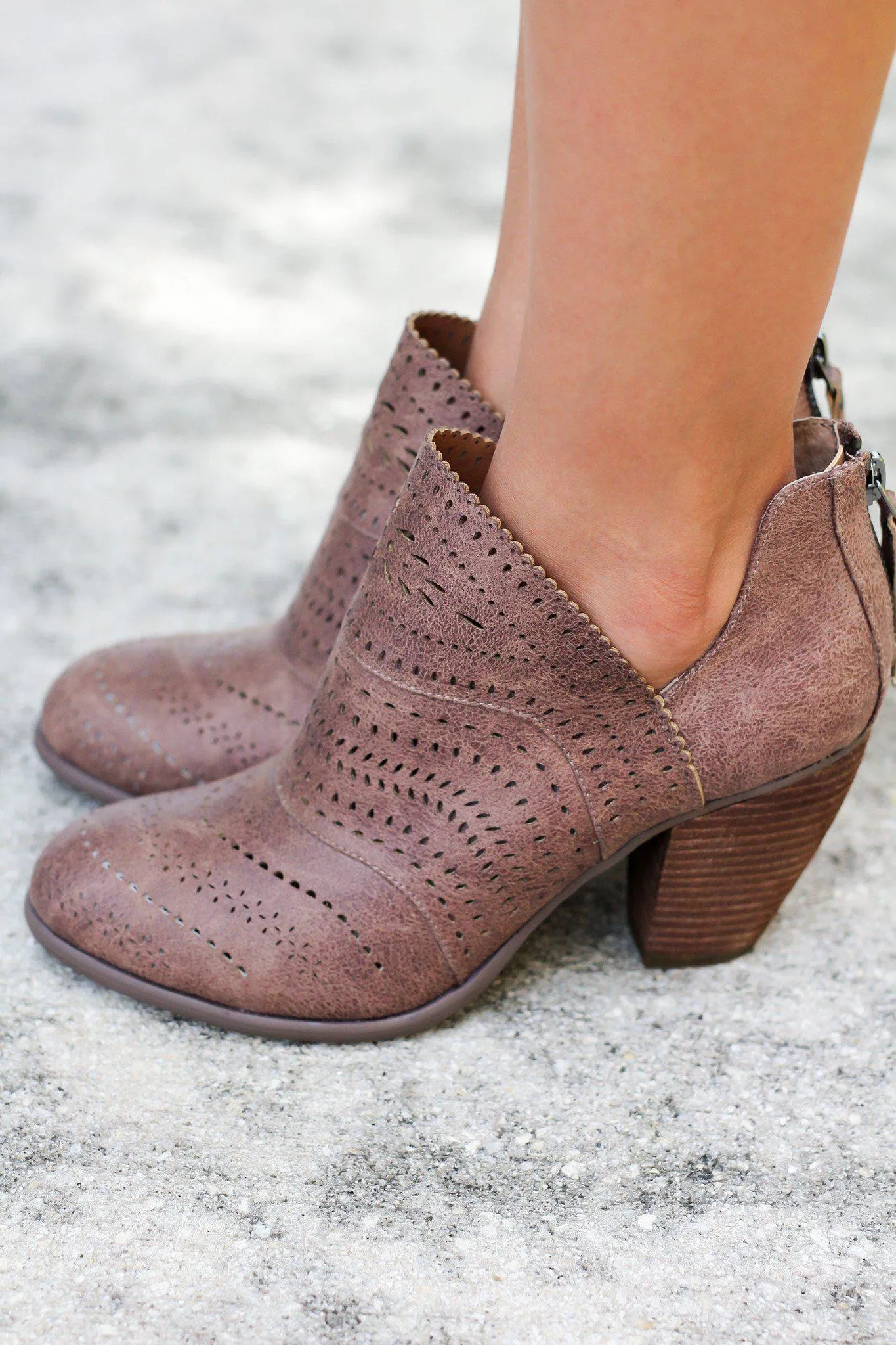 Cinati Taupe Booties